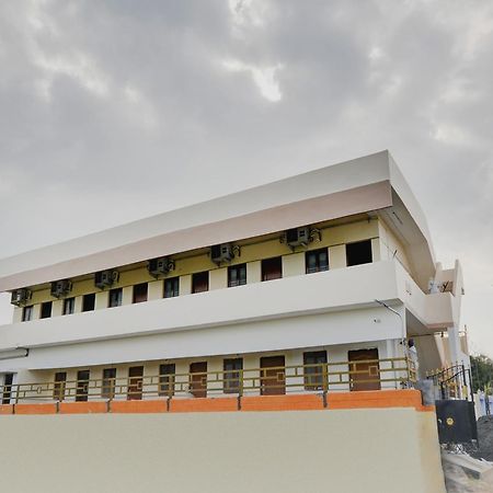 Hotel O Aruthraa Residency Podanur Esterno foto