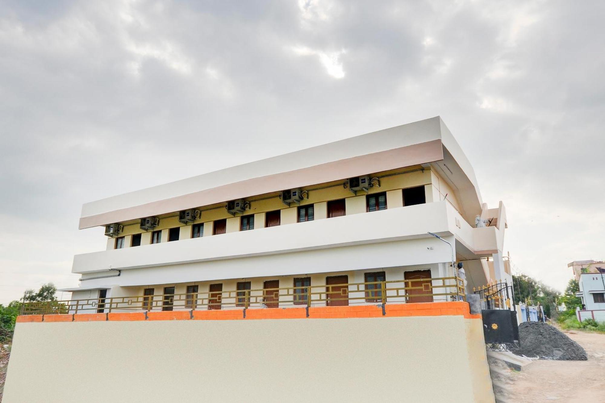 Hotel O Aruthraa Residency Podanur Esterno foto